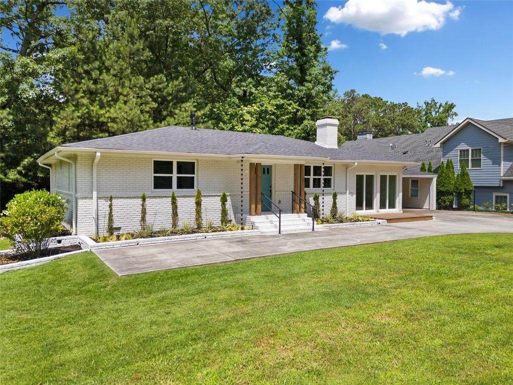 401 Cottonwood Drive - Photo 1