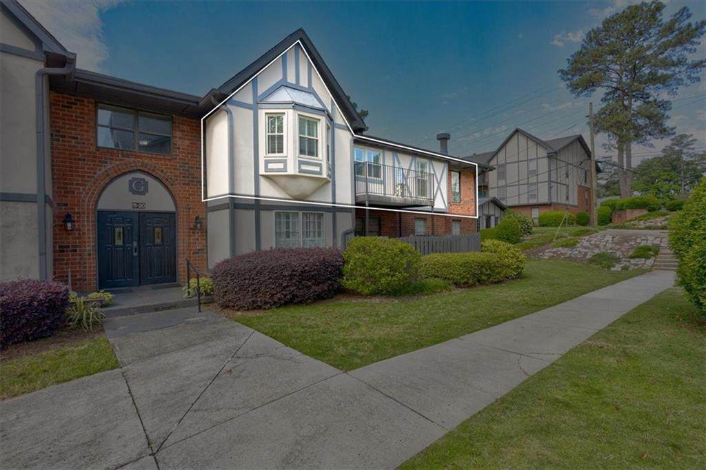 6851 Roswell Road - Photo 1