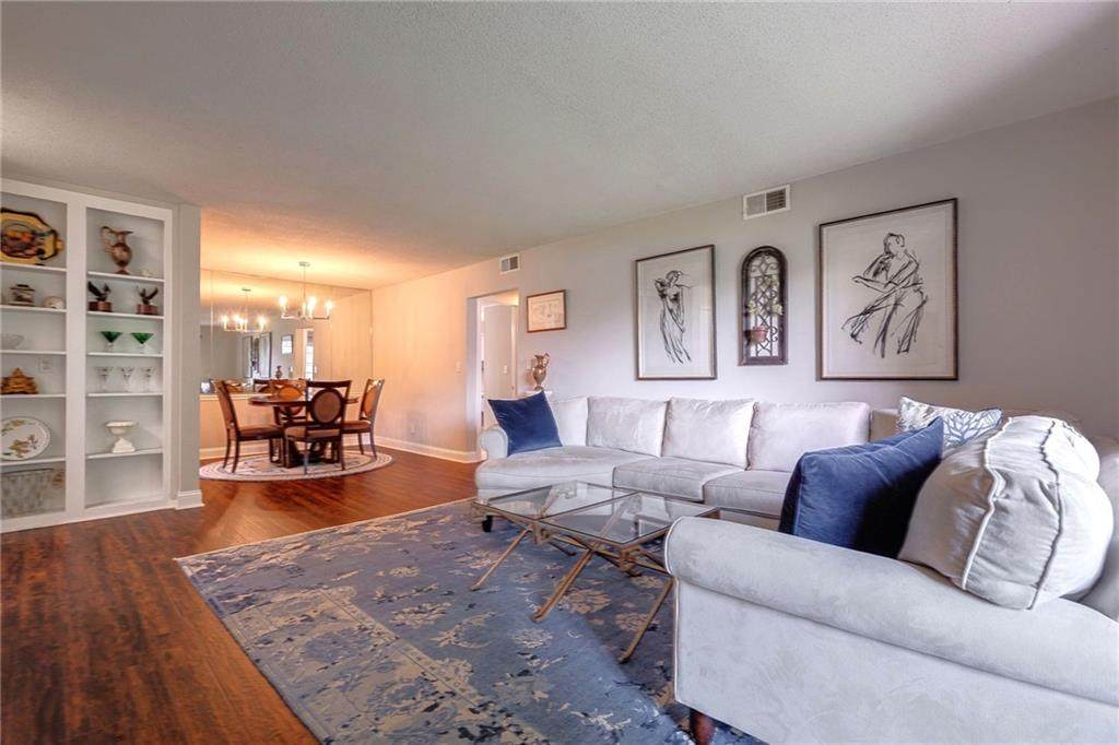 6851 Roswell Road - Photo 1