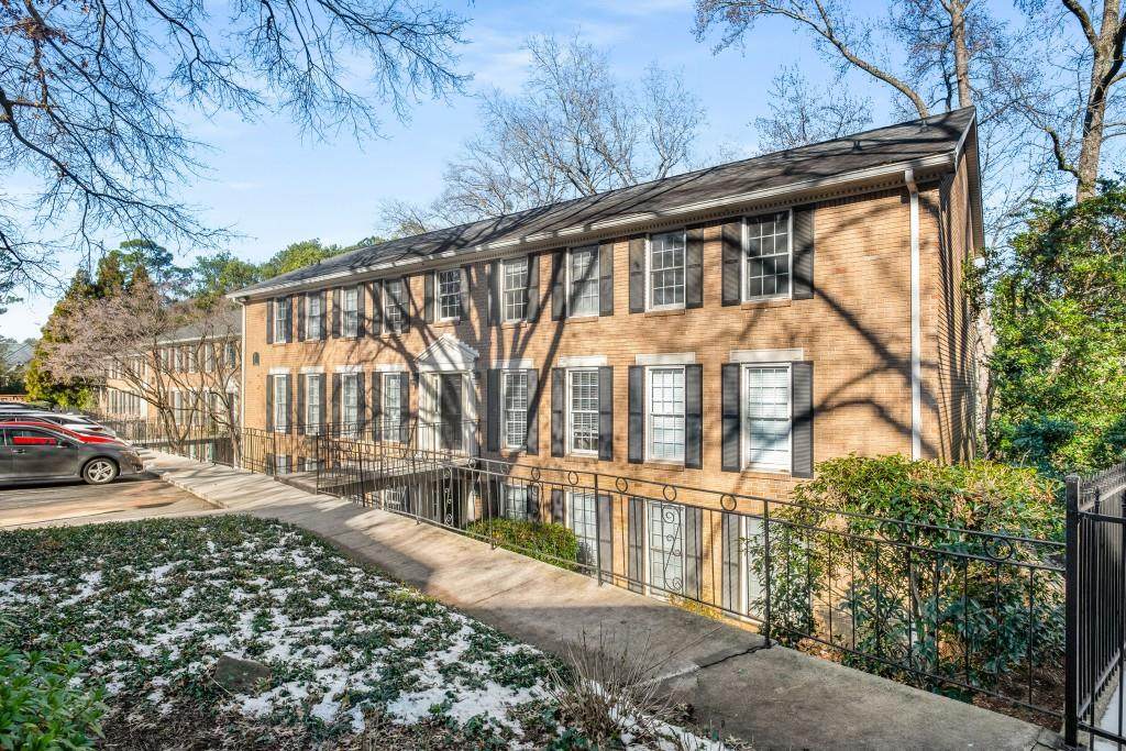 1101 Collier Road - Photo 1