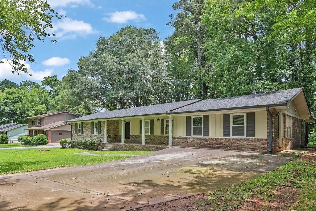 1724 Rhonda Lane - Photo 1