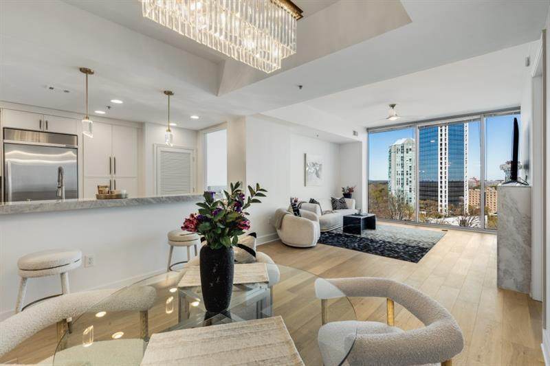 2795 Peachtree Road - Photo 1