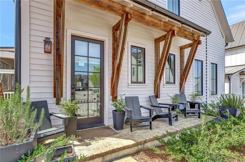 150 Ray Way - Photo 1