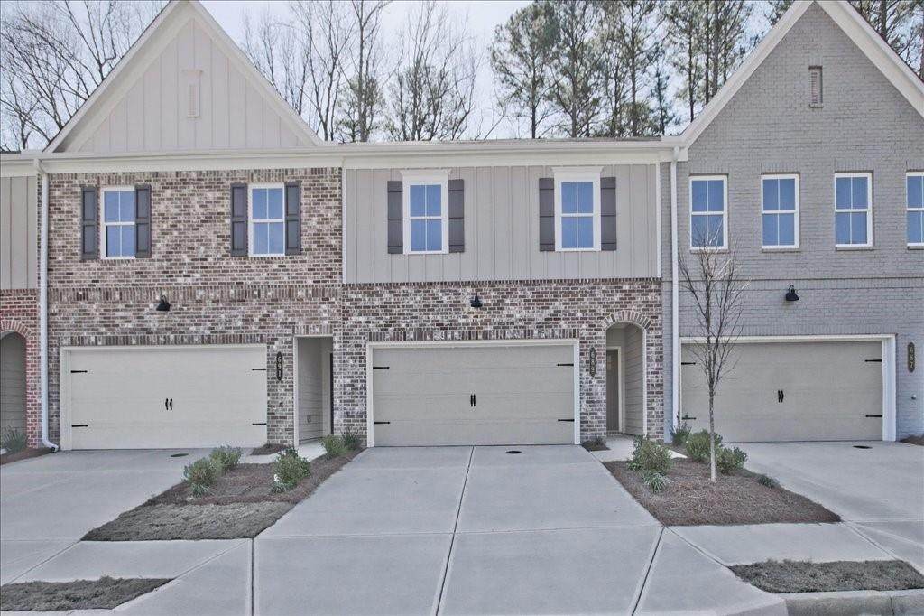 689 Sunstone Lane - Photo 1