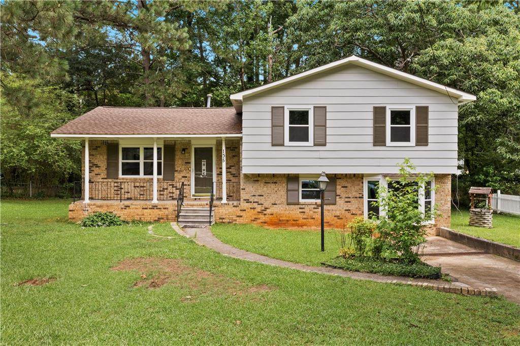 135 Buckhurst Way - Photo 1