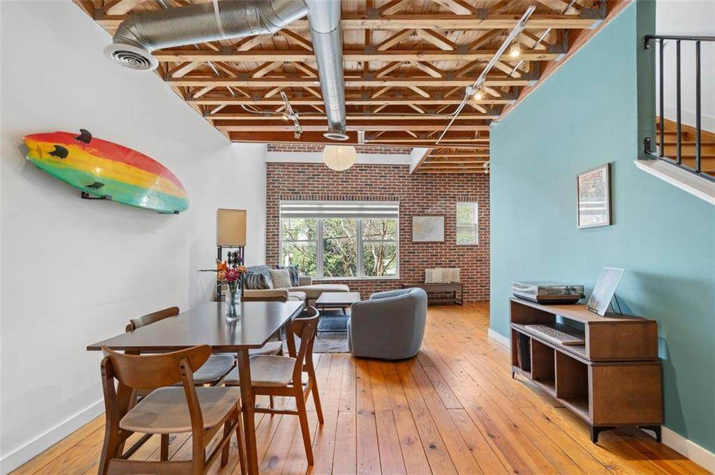 322 Peters Street - Photo 1