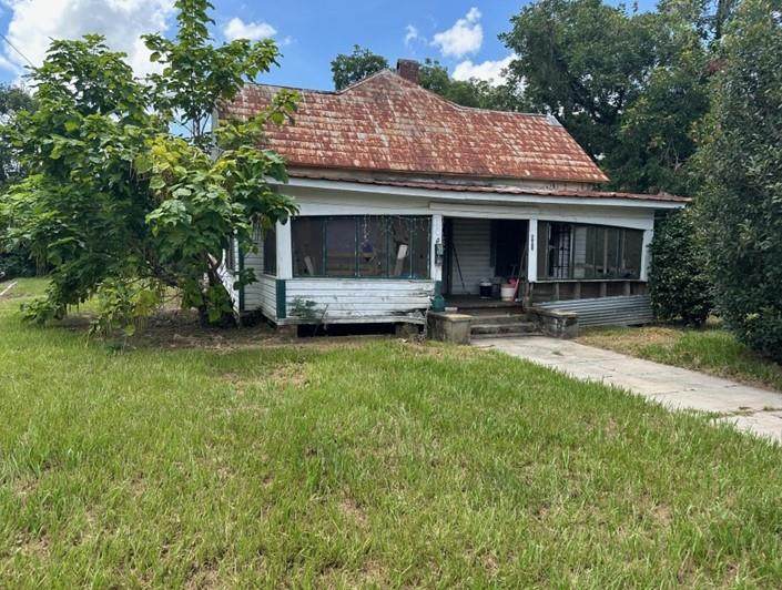 505 Strickland Avenue - Photo 1