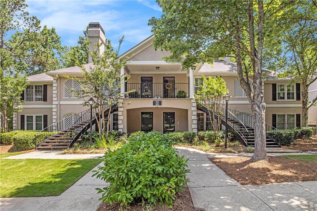 205 Peachtree Forest Terrace - Photo 1