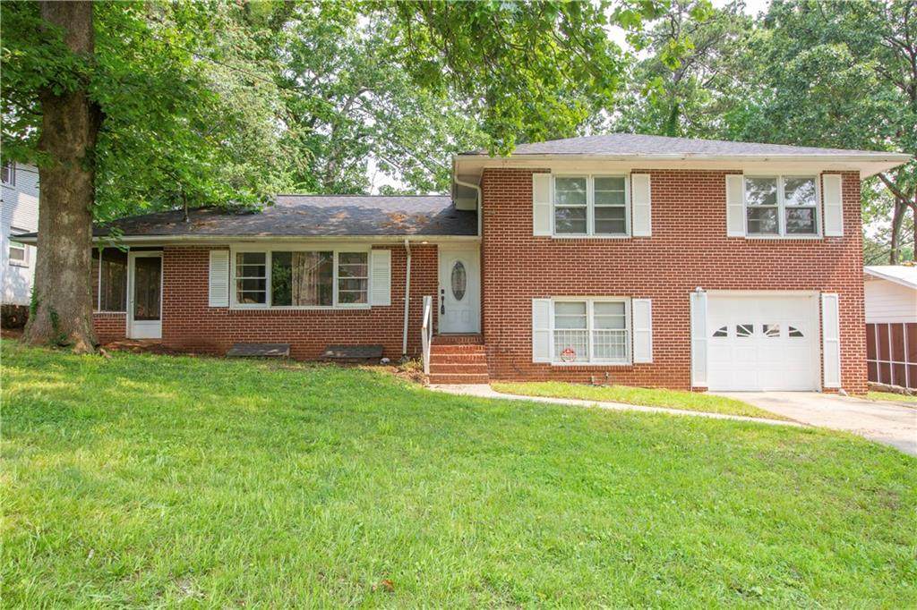 1558 Boulderwoods Drive - Photo 1