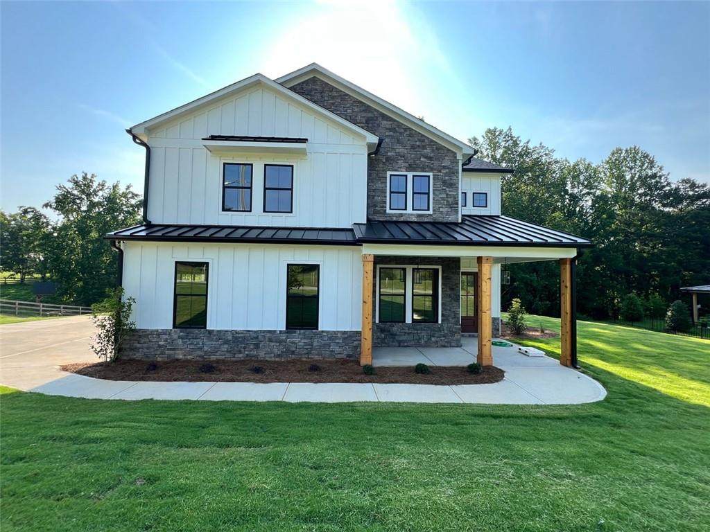 790 Ferguson Place - Photo 1