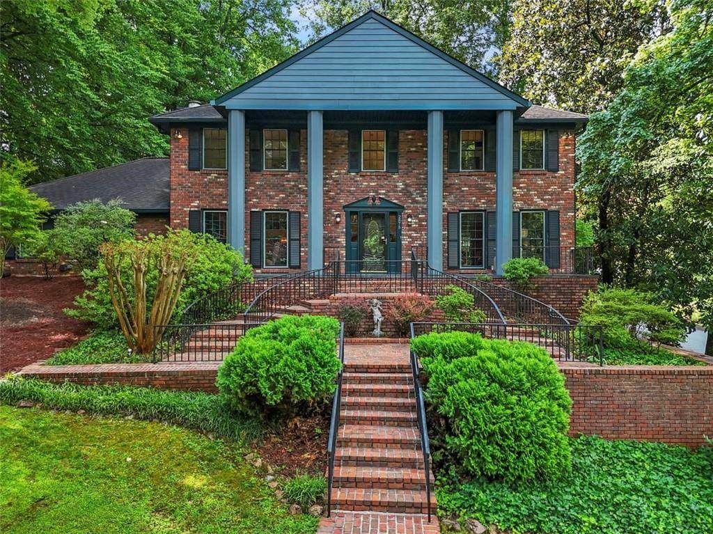 2875 Guinevere Drive - Photo 1