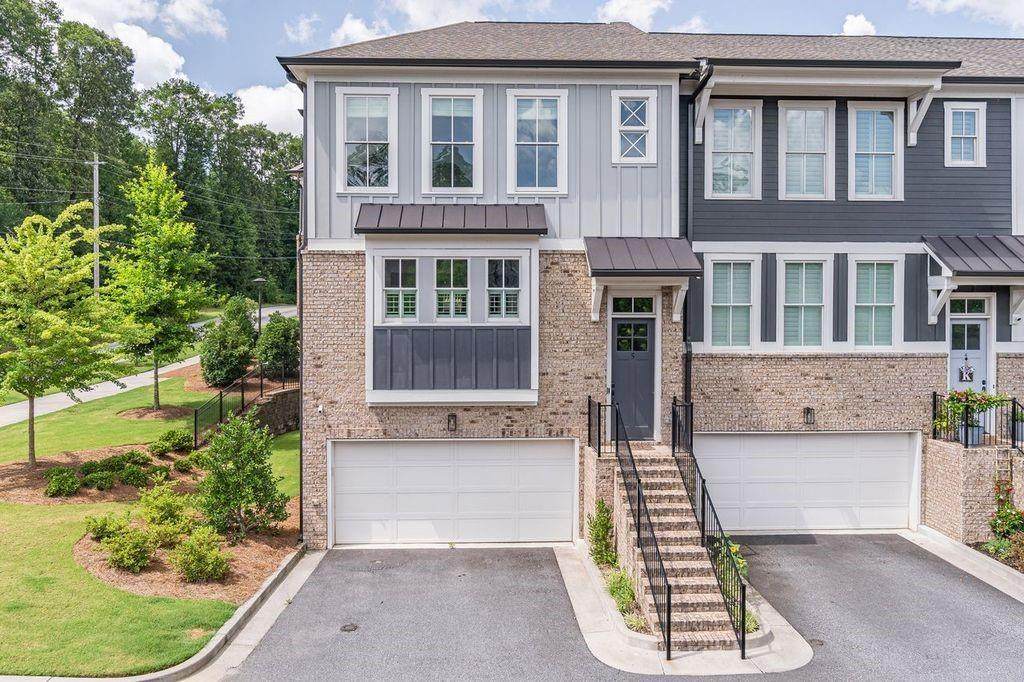 370 Thrasher Street - Photo 1