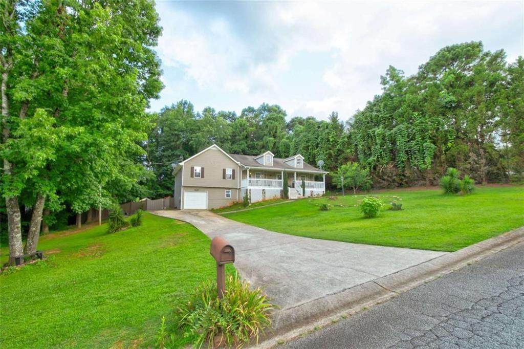 1137 Eagles Nest Circle - Photo 1
