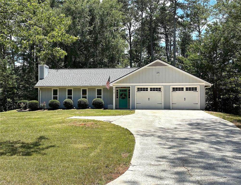3410 Holliglen Drive - Photo 1