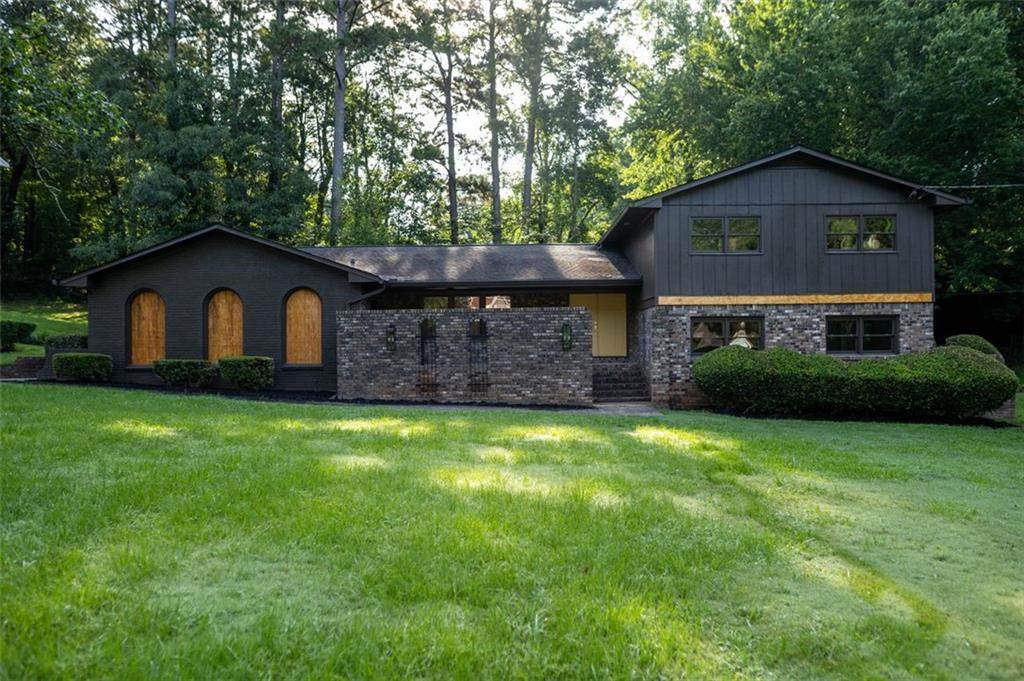 3108 Pheasant Drive - Photo 1