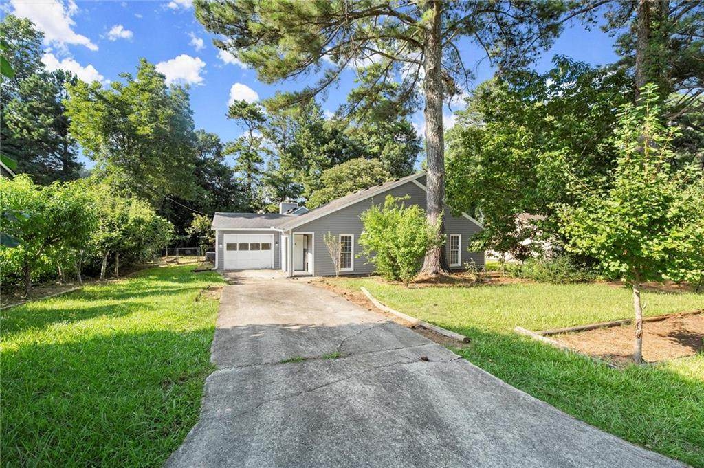 2580 Snake Court - Photo 1