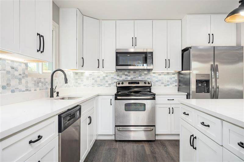 1381 Flat Rock Road - Photo 1