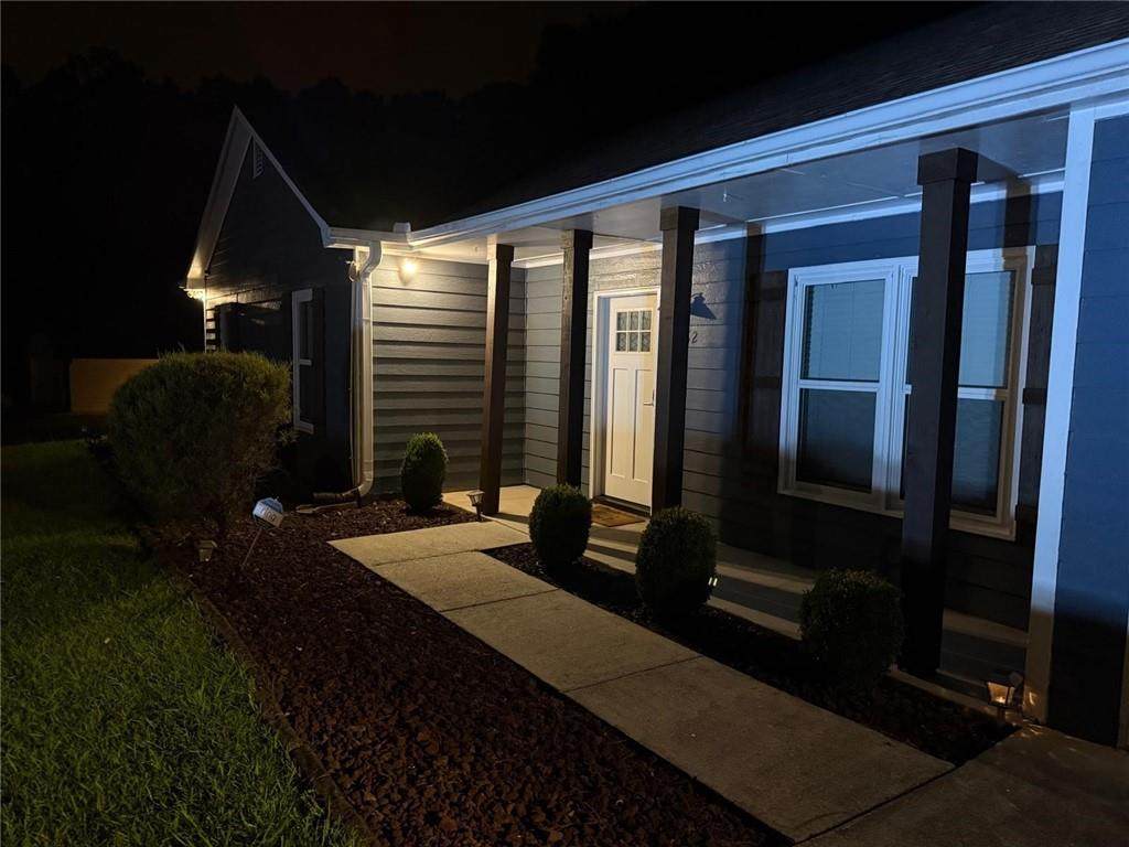 1682 Greyleaf Lane - Photo 1