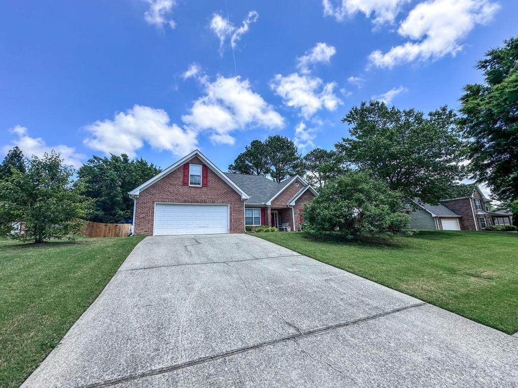 4385 Foxberry Run - Photo 1