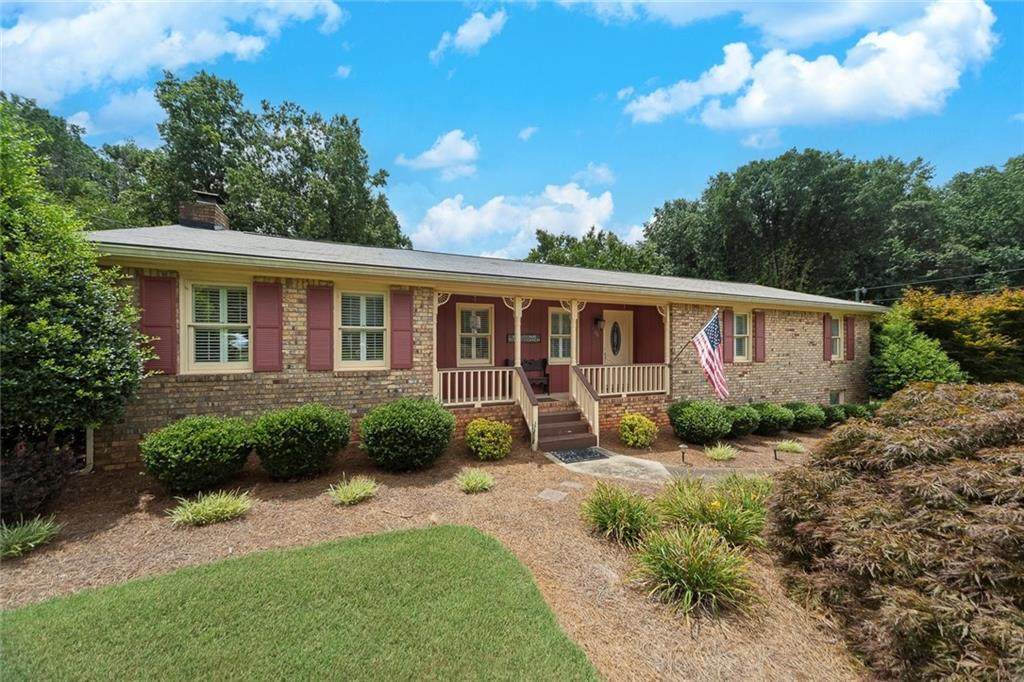 986 Sarah Francis Circle - Photo 1