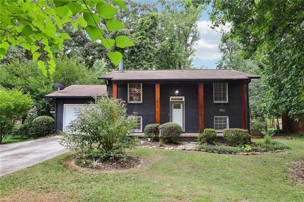 3546 Stanford Circle - Photo 1