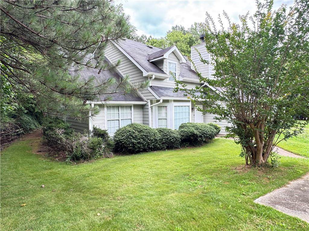 6847 Lakewood Terrace - Photo 1