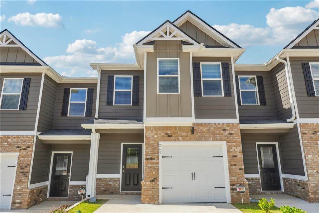 225 Ivey Terrace - Photo 1