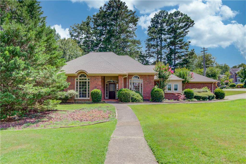 5270 Skidaway Drive - Photo 1