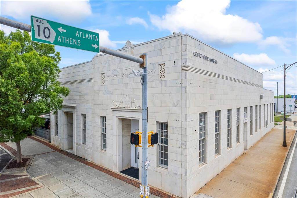 100 Broad Street - Photo 1