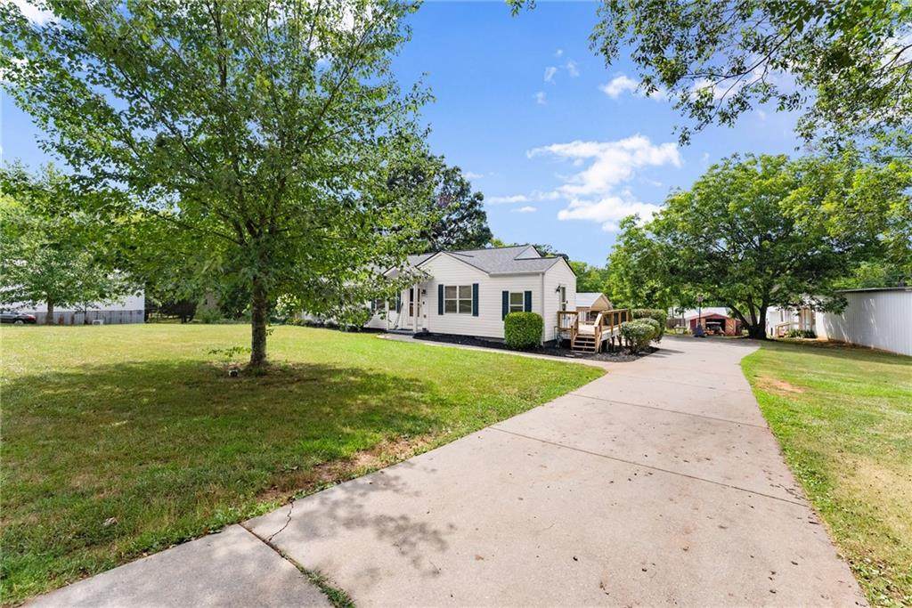 6455 Main Street - Photo 1