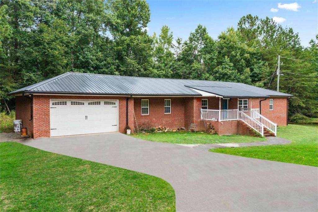 159 Moores Ferry Road - Photo 1