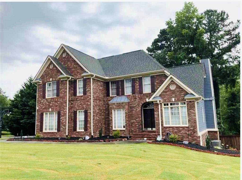 1002 Chestnut Creek Drive - Photo 1