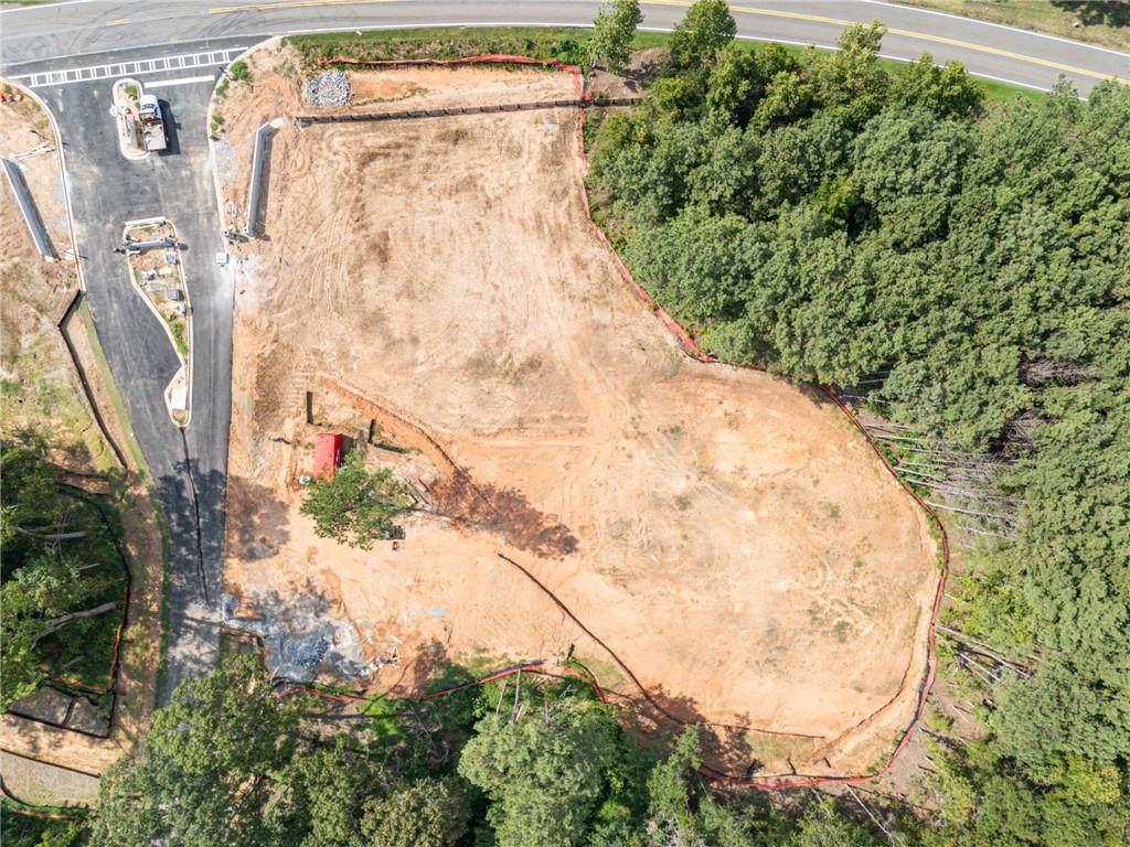 720 Oaks Trail - Photo 1