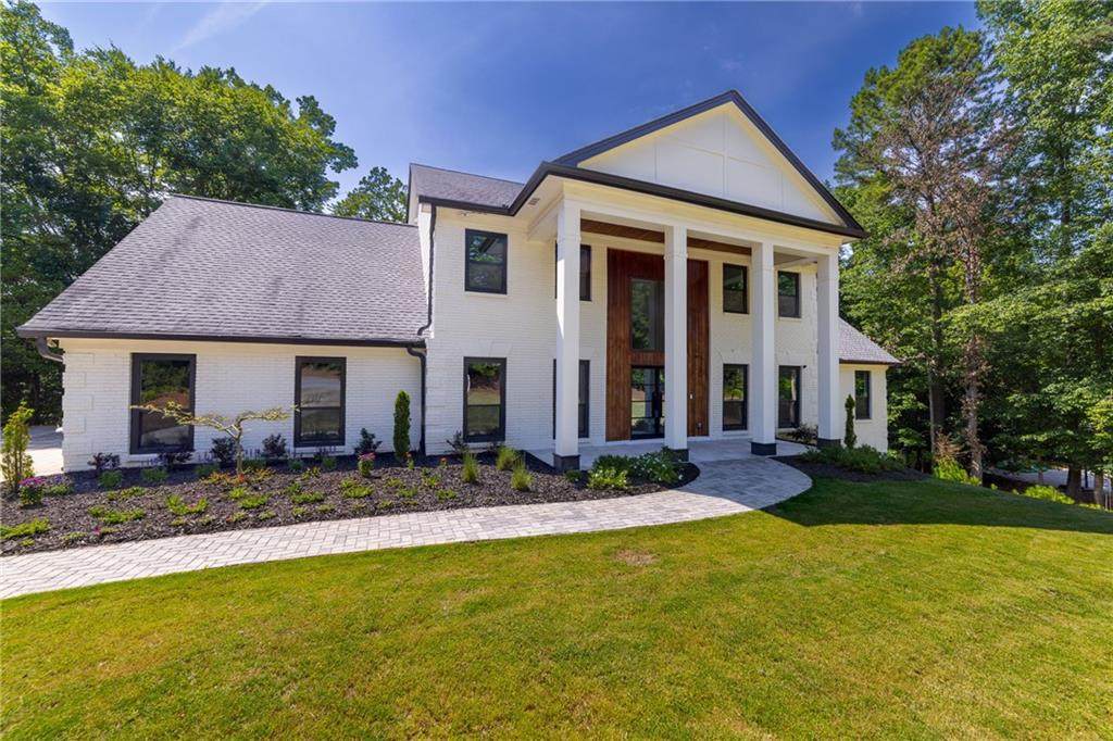 4 Bentley Trace Manor - Photo 1