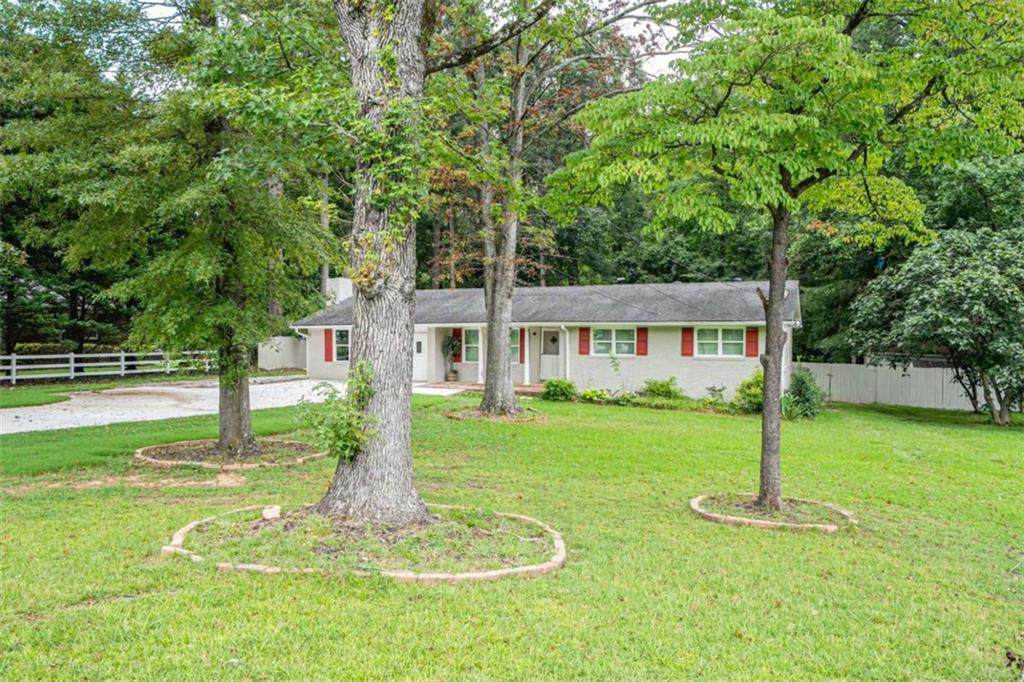 628 Creek View Drive - Photo 1