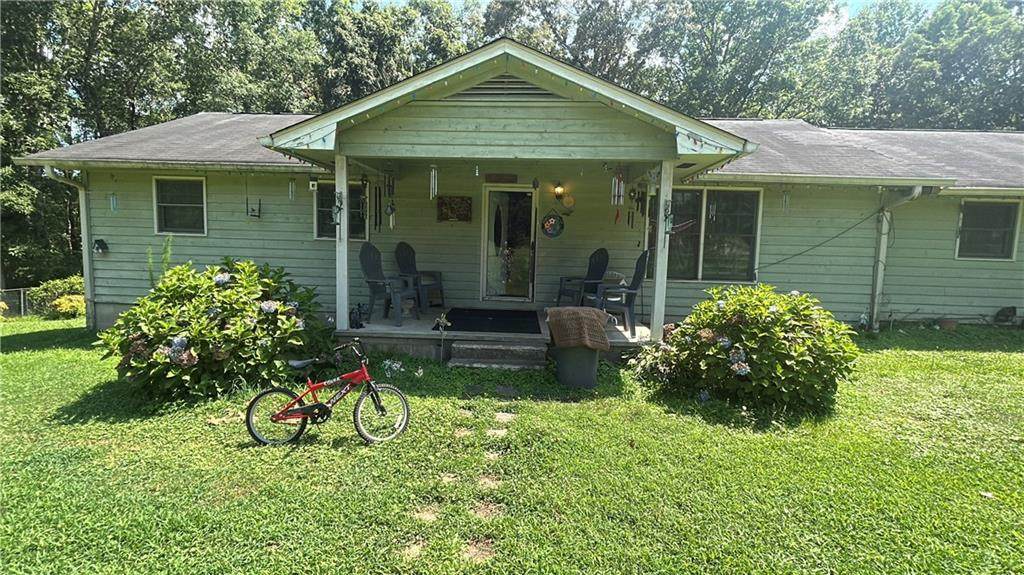 571 Currahee Lane - Photo 1