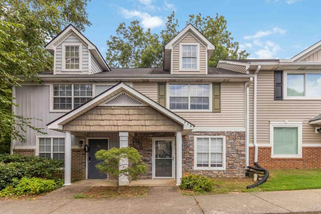 208 Park Street - Photo 1