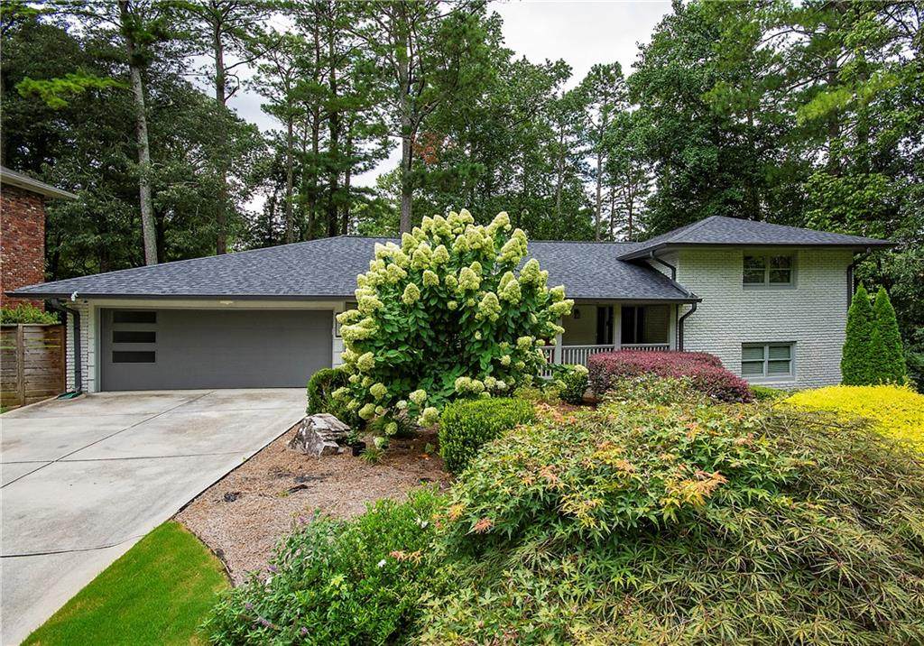 2477 Sherbrooke Drive - Photo 1