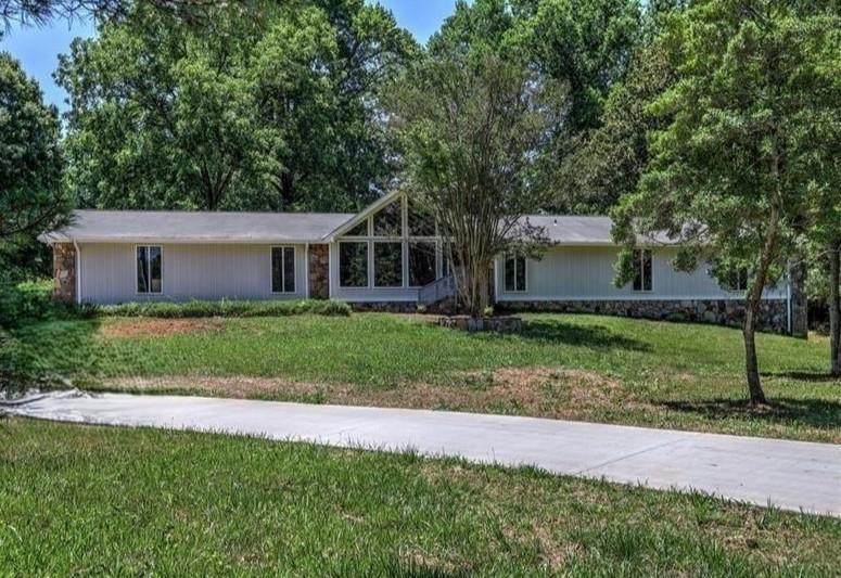 5681 Williams Road - Photo 1