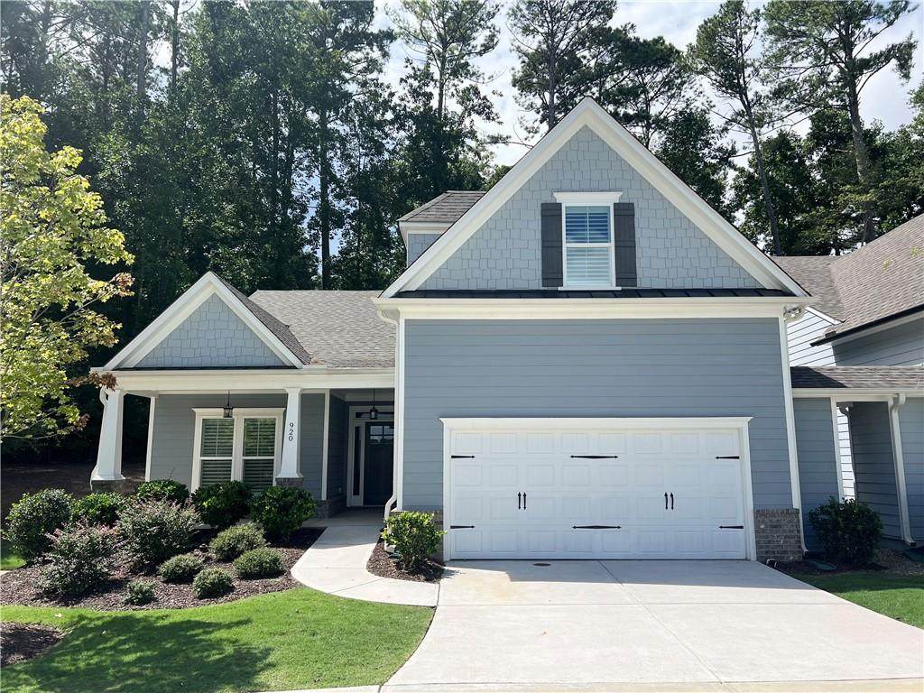 920 Lucky Lane - Photo 1