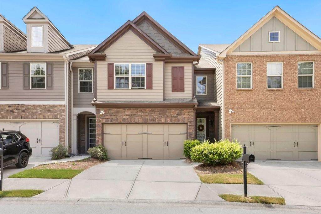3669 Brockenhurst Drive - Photo 1