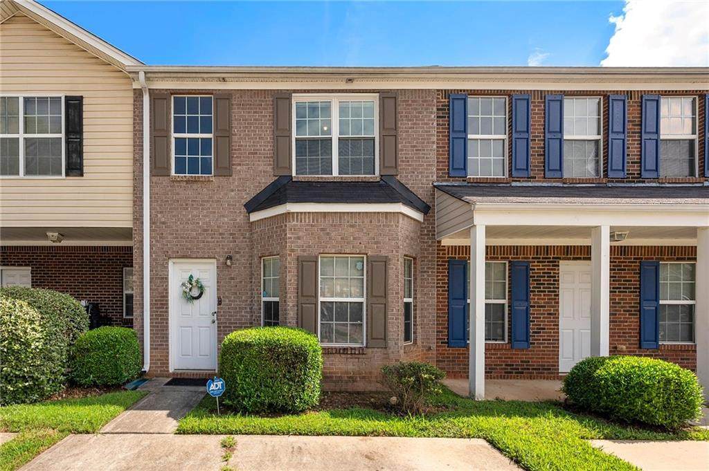 1552 Eastern Sunrise Lane - Photo 1