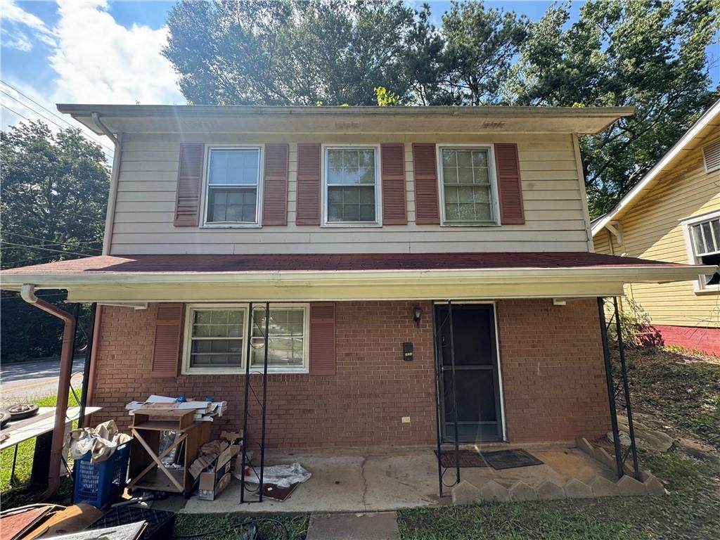 2653 Lester Street - Photo 1