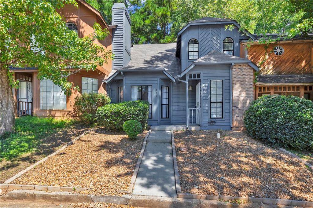 832 Heritage Oaks Drive - Photo 1