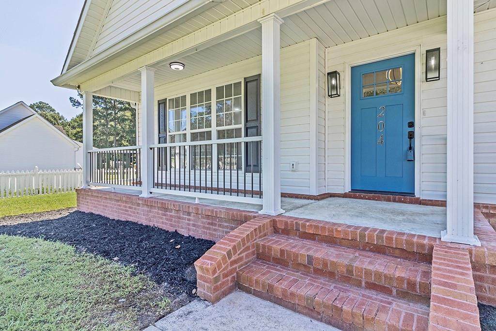 204 Erin Lane - Photo 1