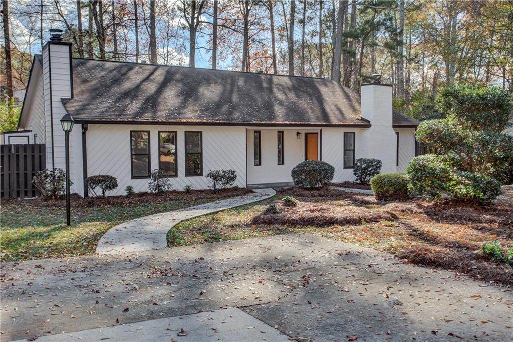 1010 Mathews Court - Photo 1