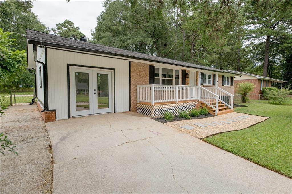 832 Virginia Court - Photo 1