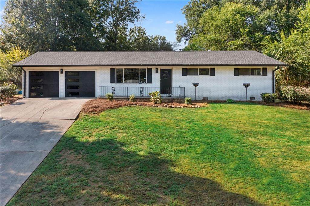 16 Greenbriar Avenue - Photo 1