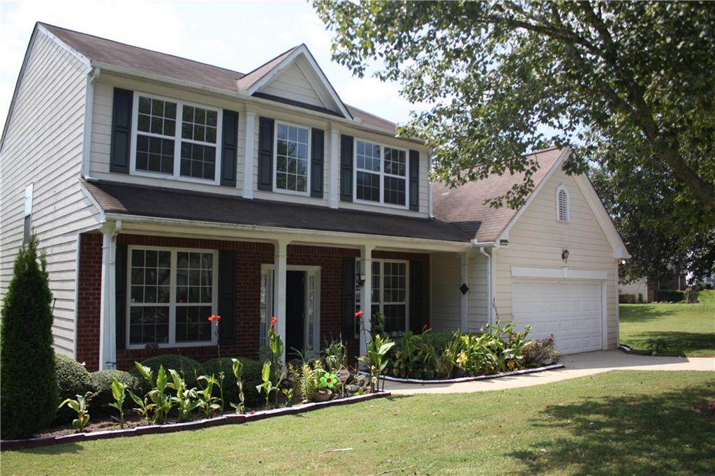 1675 Huntcrest Park - Photo 1