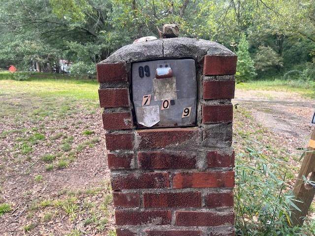 709 Ridge Avenue - Photo 1